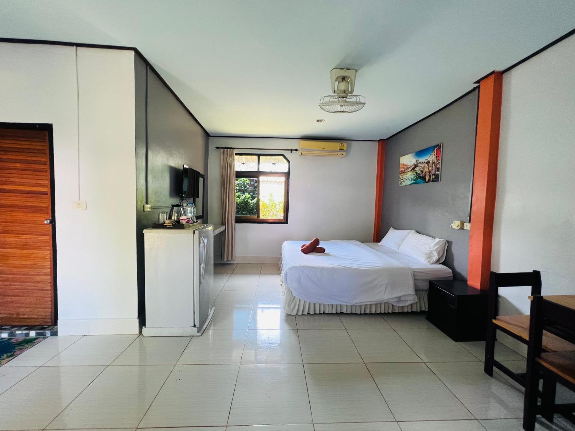 Prukrom Lanta Guesthouse Ко-Ланта Экстерьер фото