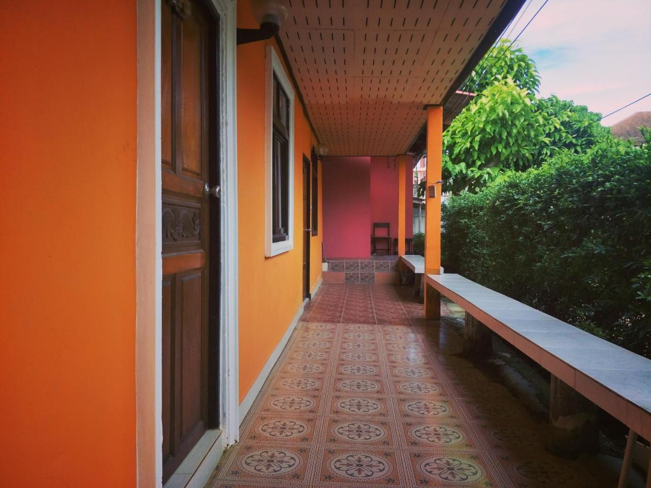 Prukrom Lanta Guesthouse Ко-Ланта Экстерьер фото